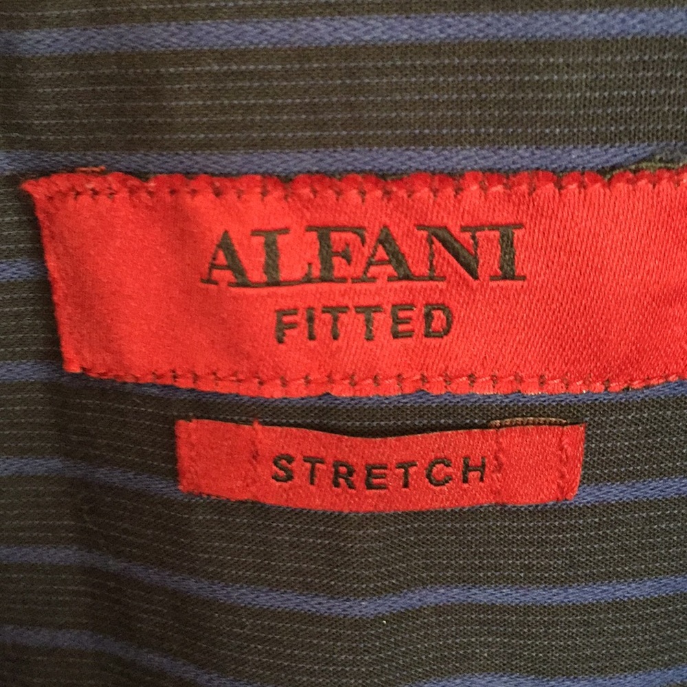Alfani long sleeved dress shirt. Sz M. Neck 15 - Picture 4 of 7